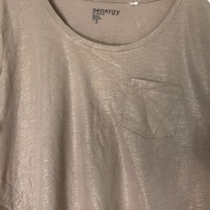 Metallic gold top